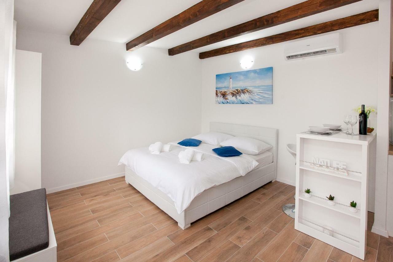Studio Apartments Tara Zadar Exterior photo