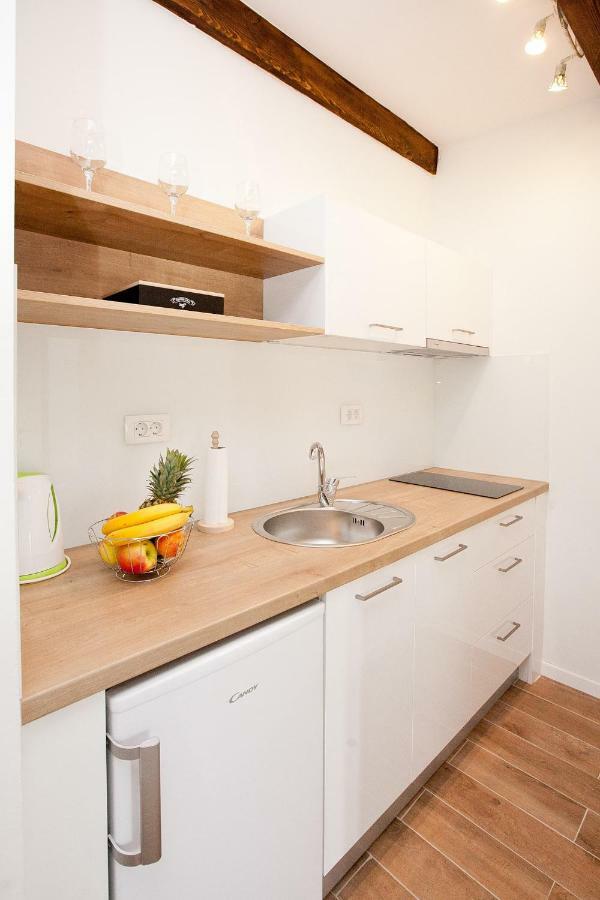 Studio Apartments Tara Zadar Exterior photo
